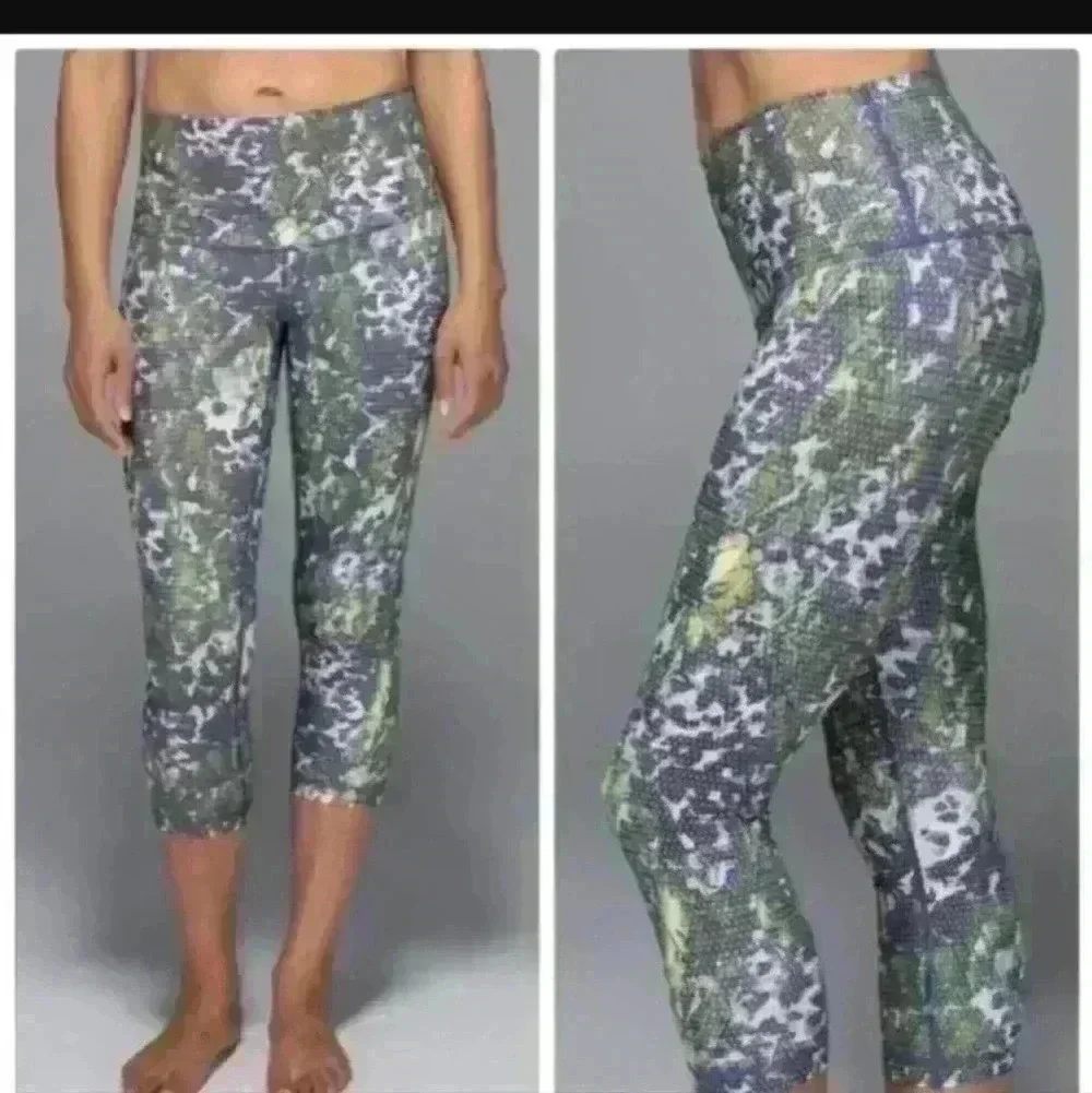 Lululemon Wunder Under Floral Sport Pistachio